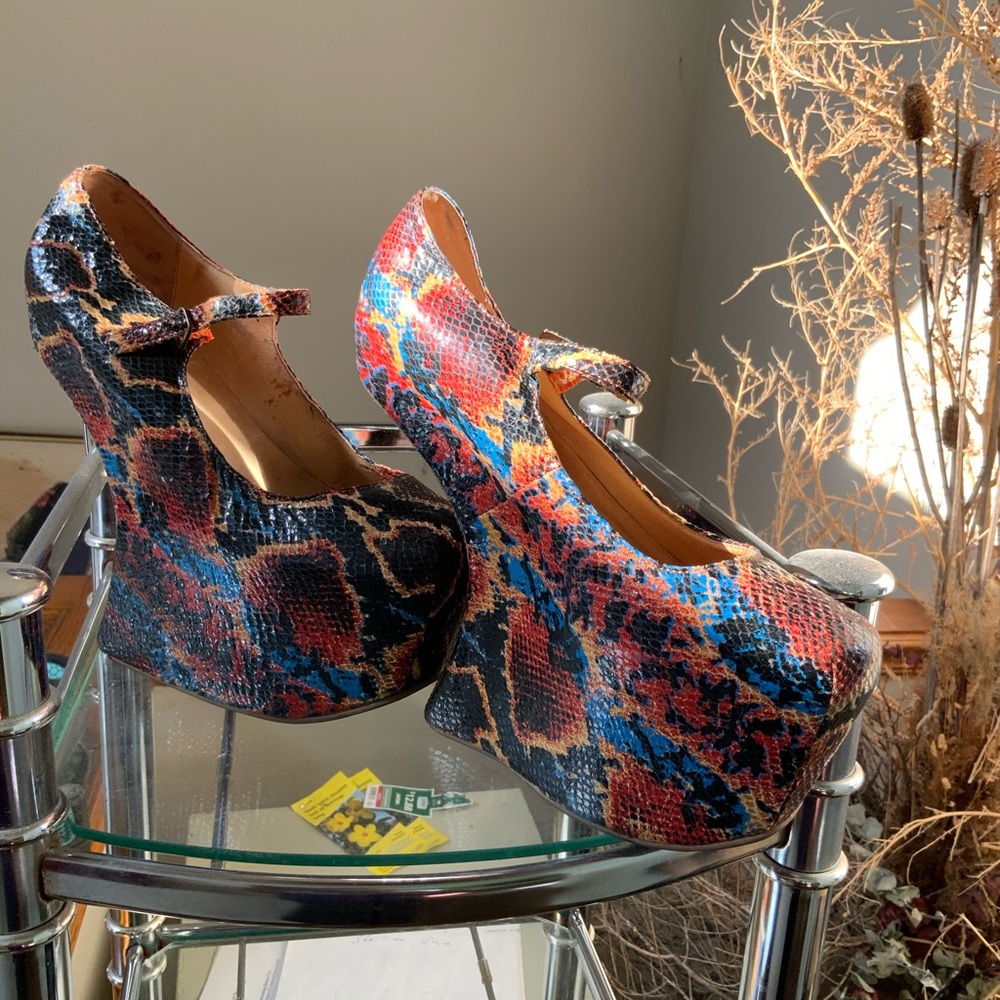 Jeffrey Campbell Havana Wedge Python Shoes Size 9